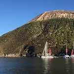 Rojas ホテル 3*