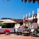 Rojas Vulcano (Isola)