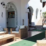 Rojas Hotel Vulcano (Isola)