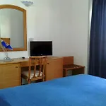 Rojas Hotel Vulcano (Isola)