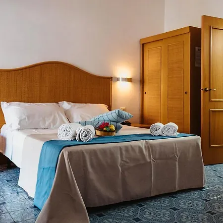 Rojas Hotel