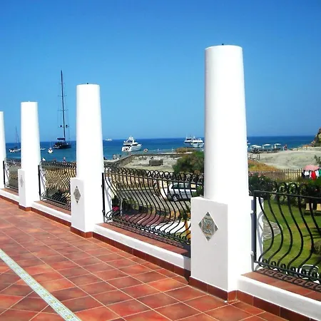 Rojas Otel Vulcano (Isola)