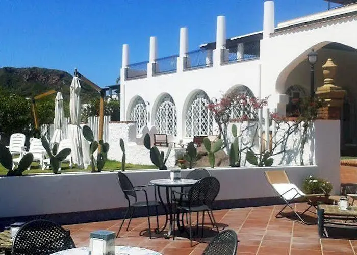 Rojas Hotel