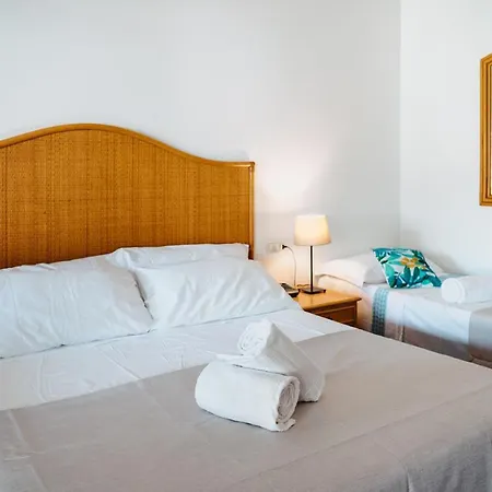Rojas Hotel 3*