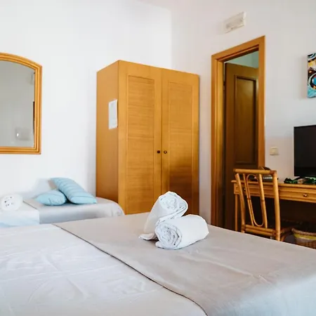 Hotel Rojas 3*
