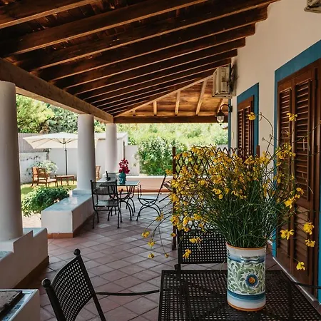 Hotel Rojas Vulcano (Isola)