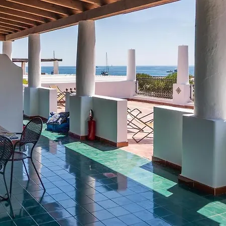Hotel Rojas
