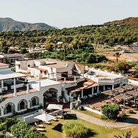 Rojas Hotel Vulcano (Isola)