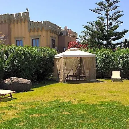 Hotel Rojas